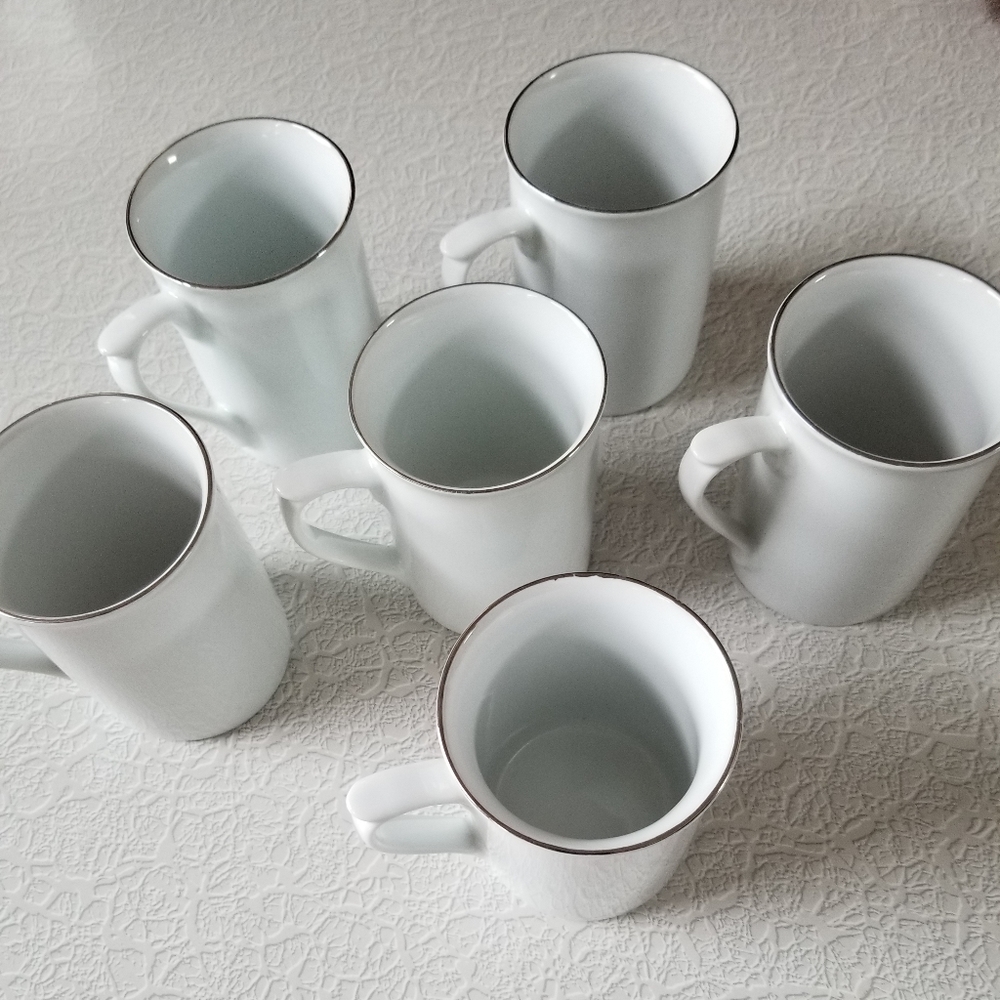 Set of 6 Gibson Mugs
